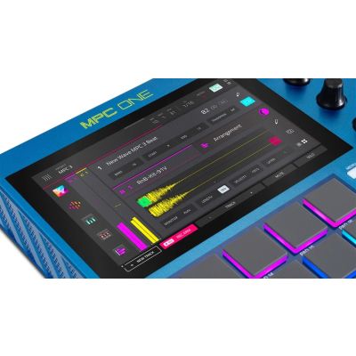3. AKAI MPC ONE GEN2 - Stacja robocza