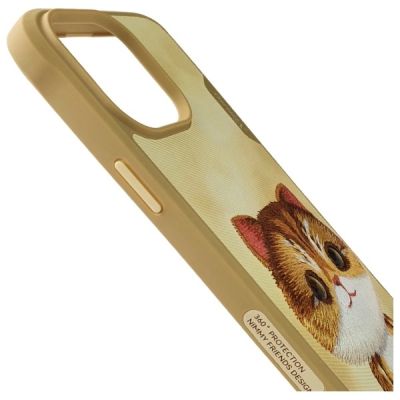 4. Etui Nimmy Big Eyed Pet 2.0 Cat na iPhone 15 Pro Max - zielone