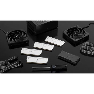 3. Zestaw pamięci DDR5 32GB PC 7000 CL34 Corsair, 2x16GB, Dominator T RGB White, sprzedaż detaliczna