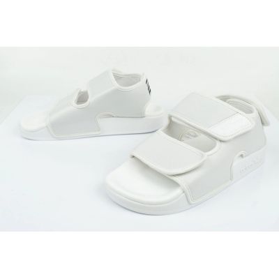 19. Sandały adidas Adilette U EG5026