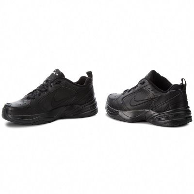 8. Buty Nike Air Monarch Iv M 415445-001