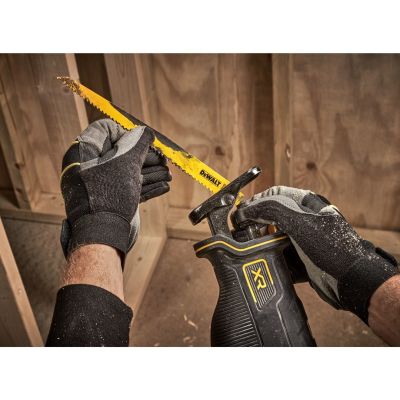 12. Pilarka szablasta z silnikiem bezszczotkowym 18V DCS382N DEWALT