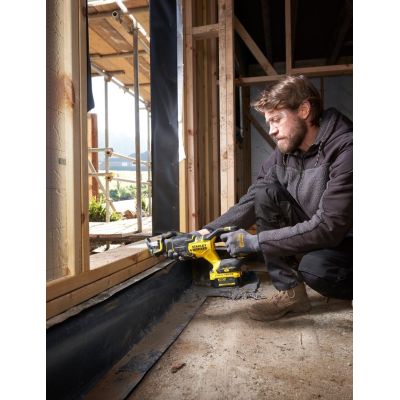 18. Pilarka szablasta fatmax 18V SFMCS311B-XJ STANLEY