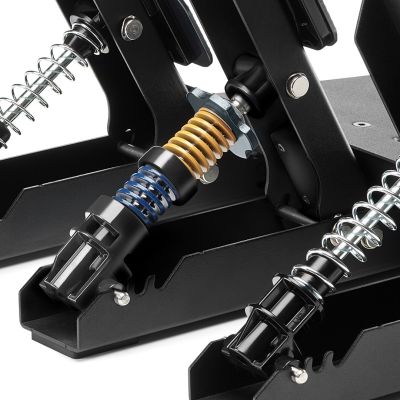 7. Thrustmaster Raceline Pedals III LC Pedał