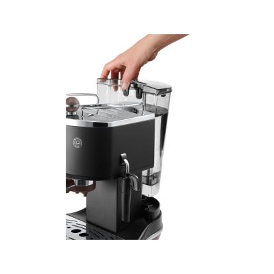 3. Ekspres DeLonghi ECOV311.BK (1100W; kolor beżowy)