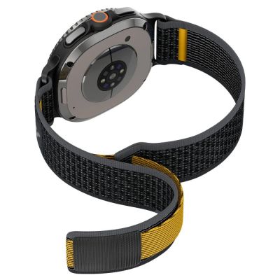 8. Pasek Spigen Athlex Air na Samsung Galaxy Watch 40 / 44 / 46 mm - czarno-żółty