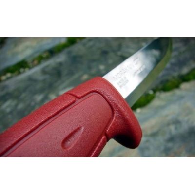 5. Nóż Morakniv BASIC 511 - Carbon Steel - Czerwony