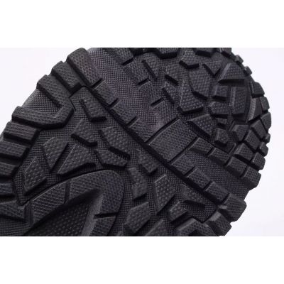 17. Buty Lee Cooper M  LCJ-22-01-1404M