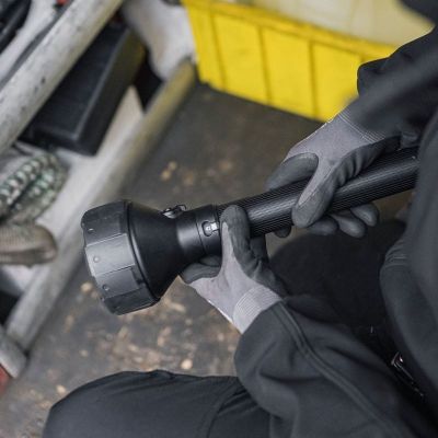 5. Latarka Ledlenser P21R