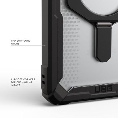 5. Urban Armor Gear Plasma XTE pokrowiec na telefon komórkowy 17,5 cm (6.9") Czarny, Przezroczysty