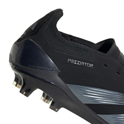 17. Buty piłkarskie adidas Predator Elite FG M IE1804