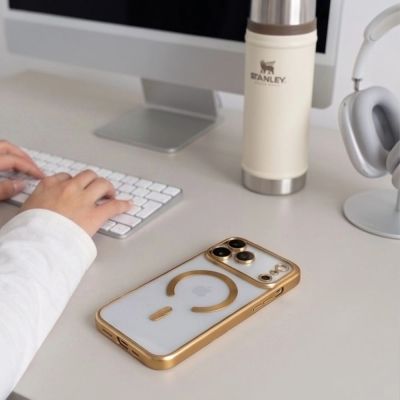 9. Etui Tech-Protect MagFlex na iPhone 18 Pro Max / 17 Pro Max - złote