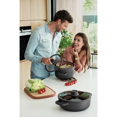 5. BergHOFF 3950593 garnel do zupy 4,4 l Czarny Aluminium, Szkło, Silikon