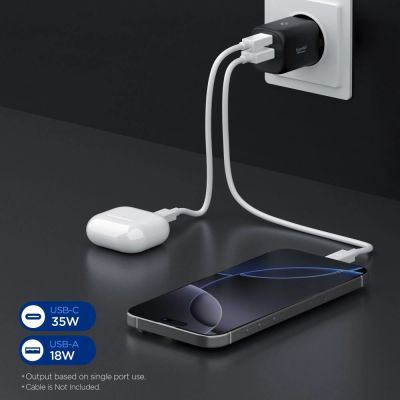4. Ładowarka sieciowa Spigen Essential EE352EU USB-C / USB-A 35W - czarna