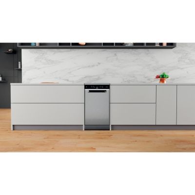 5. Zmywarka wolnostojąca WHIRLPOOL WSFO3T223PCX 10kpl.