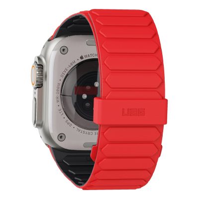 7. UAG Pathfinder - silikonowy dwustronny pasek magnetyczny do Apple Watch series 4-6 & SE 1-3, 44mm / series 7-9, 45mm / series 10-11, 46mm / Ultra 1-3, 49mm (ash/lava)