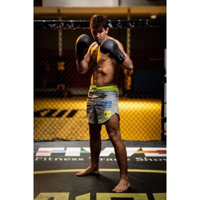 9. Rękawice bokserskie 10oz - Black Master -  Valor Series