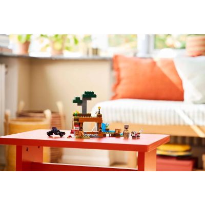 10. LEGO MINECRAFT 21269 Minecraft Wyprawa do pancernikowej kopalni