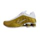 2. Buty sportowe Nike Shox R4 Metallic Gold White (GS) Złote - CW2626-700