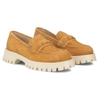 4. Skórzane półbuty damskie zamszowe lordsy camel Filippo DP7554