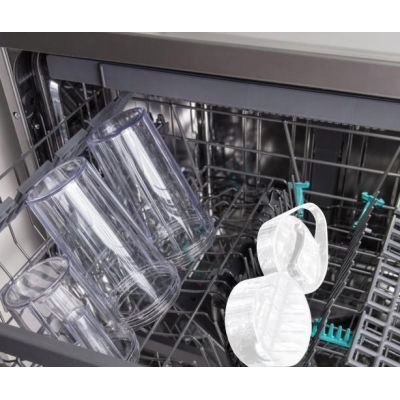 5. Blender Gorenje BN1000E, blat stołu, moc 1000 W, materiał słoika Tritan, pojemność słoika 0,75 L, kruszenie lodu, biały