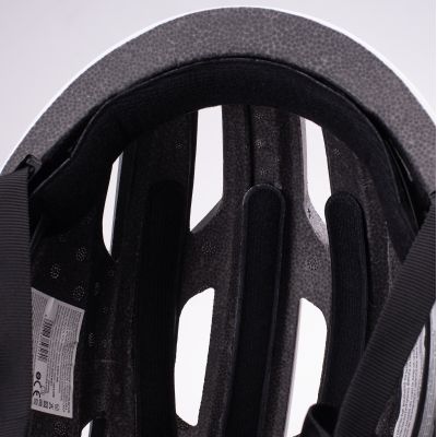 11. Kask Radvik Stad 92800614810