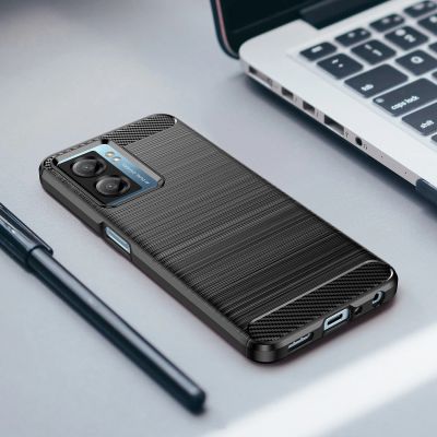 14. Carbon Case etui Xiaomi Poco F4 5G elastyczny silikonowy karbonowy pokrowiec czarne