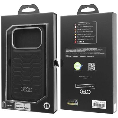 10. Etui Audi GT Synthetic Leather MagSafe do iPhone 17 Pro - czarne