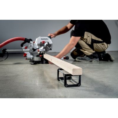 9. Metabo KGS 305 M 3700 RPM 2000 W