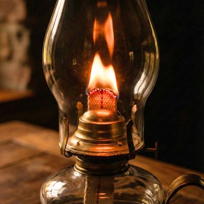 3. KNOT PŁASKI DO LAMPY NAFTOWEJ I POCHODNI 100x1,2x0,3 CM