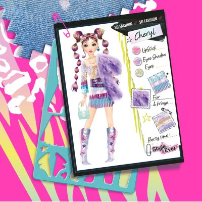 10. Canal Toys So Slime Fashion Designer Light-Up Studio