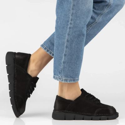 8. Skórzane półbuty damskie szerokie czarne Filippo DP8180/26