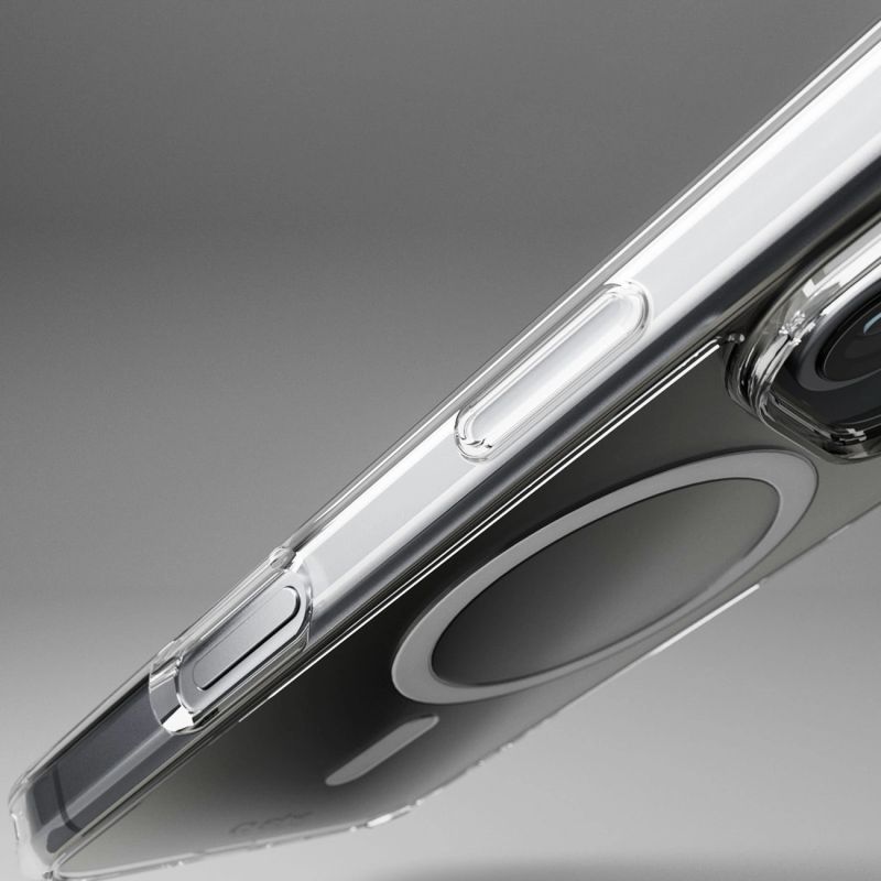 8. Etui SBS Extreme Mag D3O MagSafe do iPhone 16 Pro Max - przezroczyste