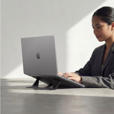 7. Podstawka pod laptopa Spigen SlimFold LD201-S6 - szara