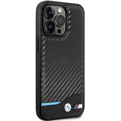 4. Etui BMW Leather Carbon na iPhone 13 Pro Max - czarne