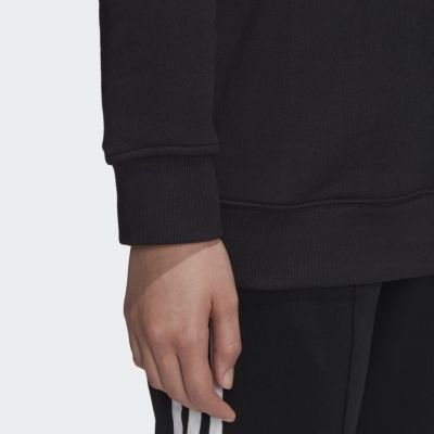 6. Bluza adidas Originals TRF Crew Sweat W FM3272