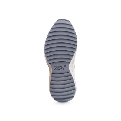 7. Reebok Classic Leather Sp Extra HQ7189 White