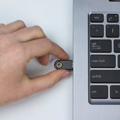 4. Klucz Sprzętowy Yubico YubiKey 5C U2F FIDO