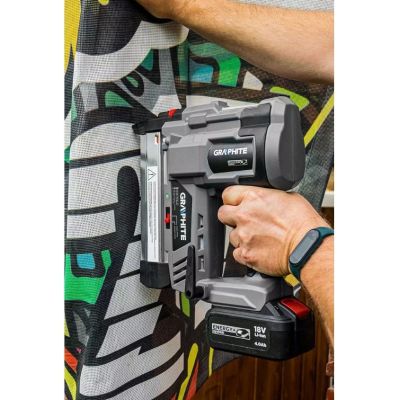 9. Zszywacz akumulatorowy Graphite 2w1 Energy+ 18V Li-Ion bez akumulatora