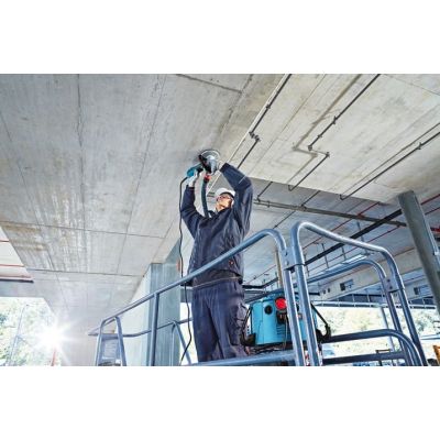 4. Bosch GBR 15 CA 9300 RPM Czarny, Niebieski 1500 W