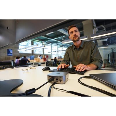 64. Stacja dokująca HP Thunderbolt 4 Ultra 280W G6 Dock