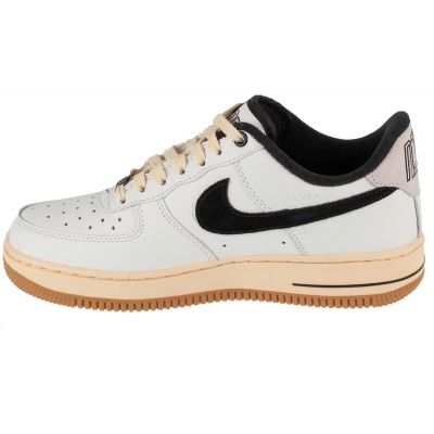2. Buty Nike Air Force 1 07 W DR0148-101 