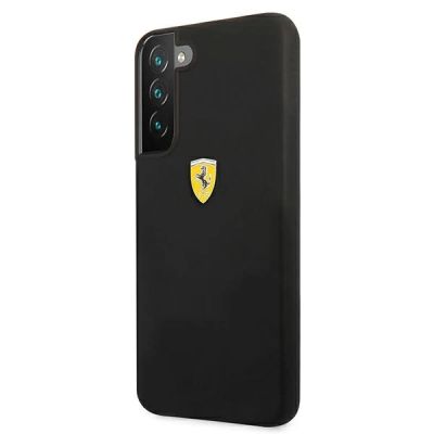 2. Etui Ferrari On Track Silicone na Samsung Galaxy S22 - czarne