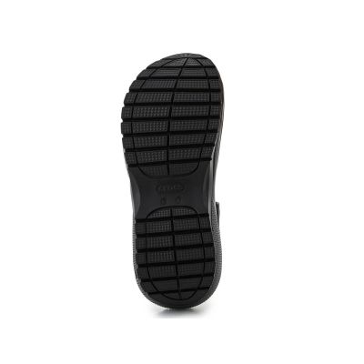 9. Chodaki Crocs Classic Mega Crush W 207989-001