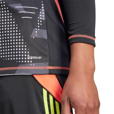 14. Koszulka bramkarska adidas Tiro 24 Competition Long Sleeve M IN0405