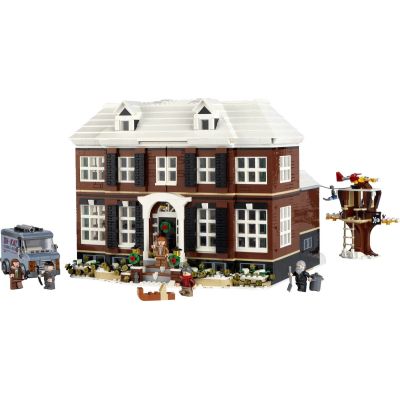 34. LEGO Ideas 21330 Kevin sam w domu