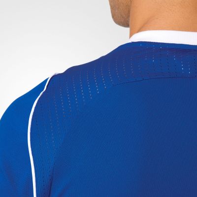 Koszulka piłkarska adidas Tiro 17 M BK5439 wyposażona w technologię climacool