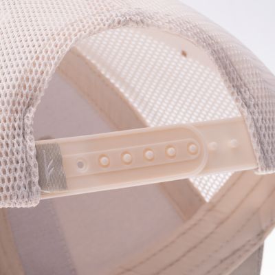 3. Damska Czapka z daszkiem LADY RAIGO