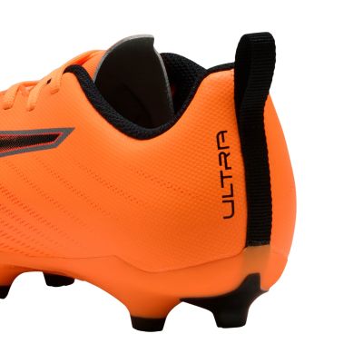 6. Buty piłkarskie Puma Ultra 6 Play FG/AG Heat Fire Jr 108533 03