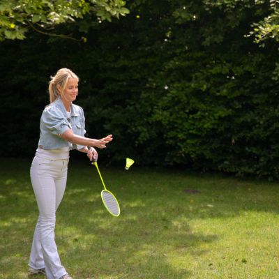 19. VIRTUFIT ZESTAW 2-W-1 PRZENOŚNY ZESTAW DO BADMINTONA I TENISA - W ZESTAWIE WALIZKA I RAKIETKI